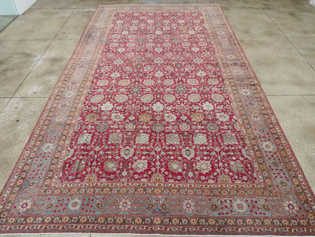 Antique Persian Tabriz Carpet, No.23942 - Gsblank