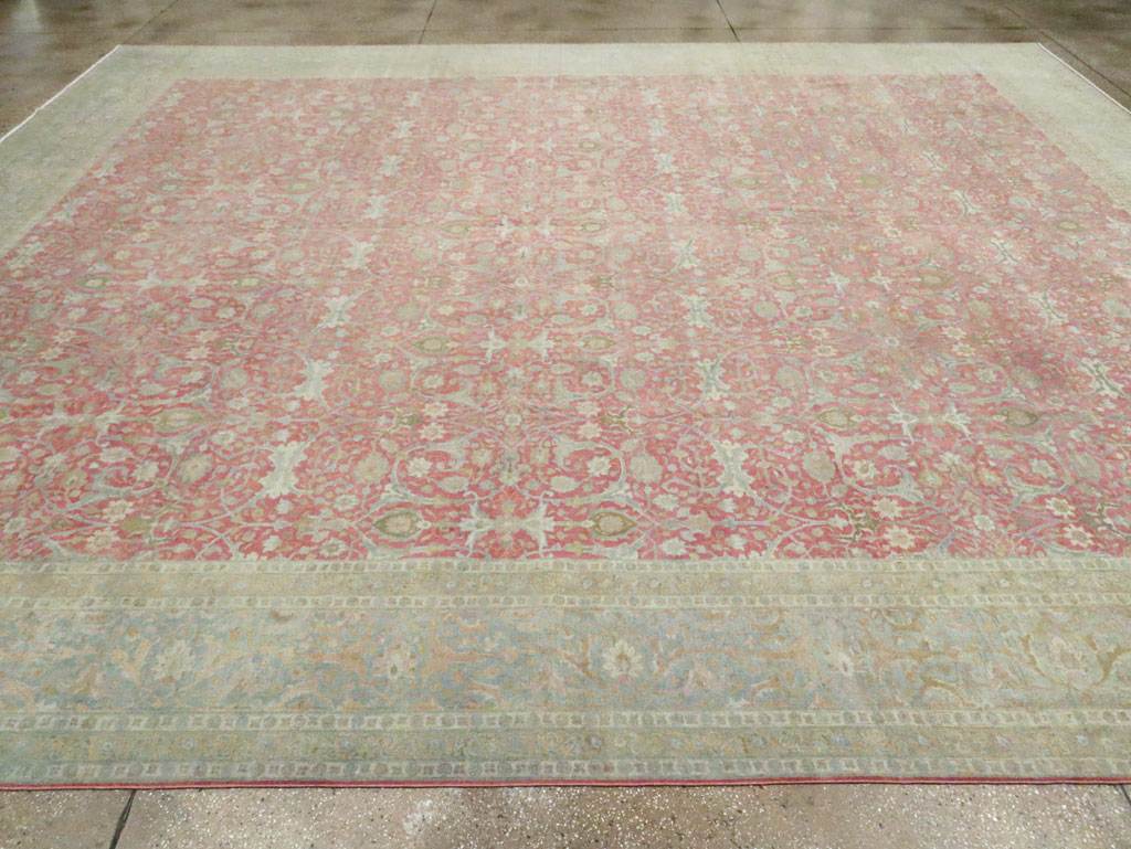 Antique Persian Tabriz Carpet, No.23943 - Gsblank