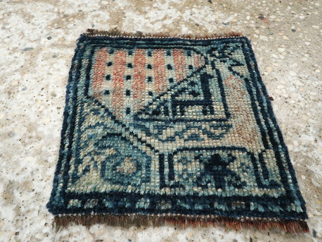 Vintage Persian Qashqai Rug, No.23946 - Gsblank