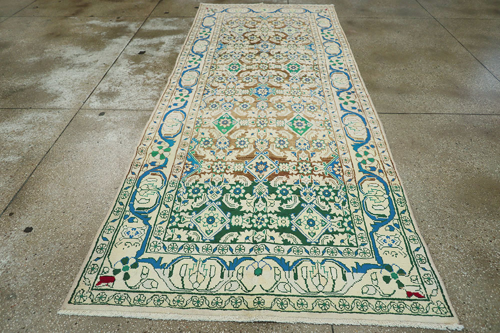 Vintage Persian Malayer Gallery Carpet, No.23961 - Gsblank