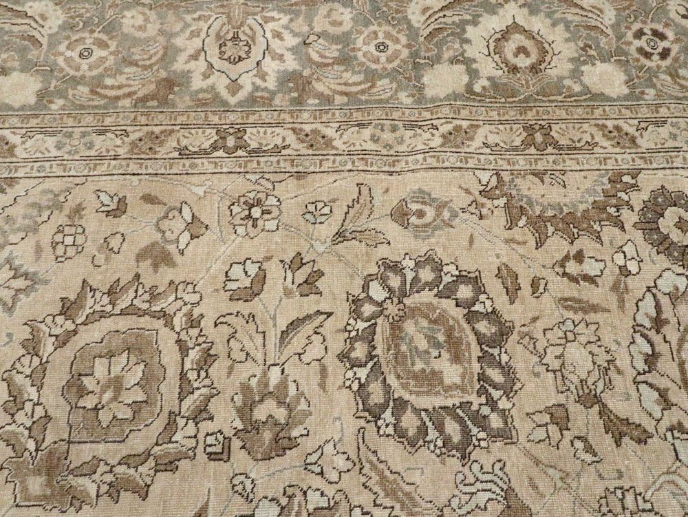 Antique Persian Tabriz Carpet, No.23968 - Gsblank