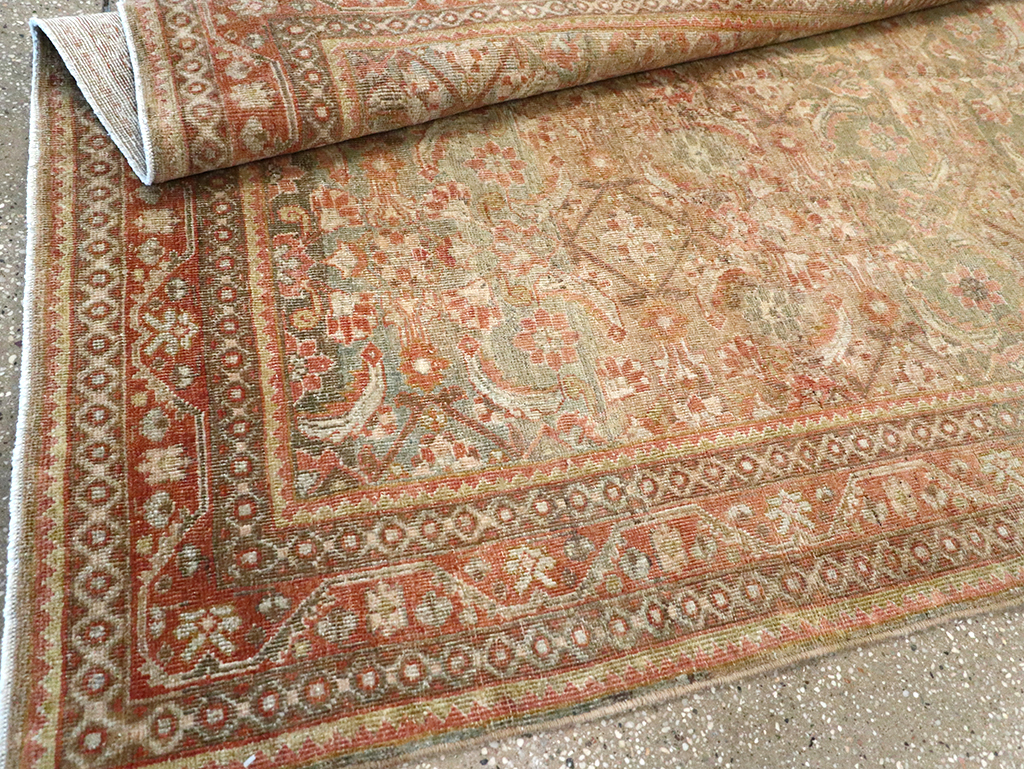 Antique Persian Mahal Gallery Carpet, No.23969 - Gsblank