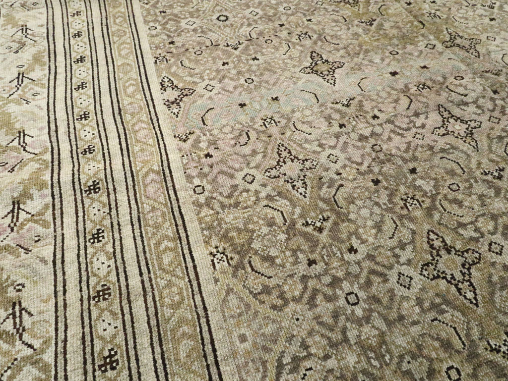 Antique Persian Malayer Gallery Carpet, No.24000 - Gsblank