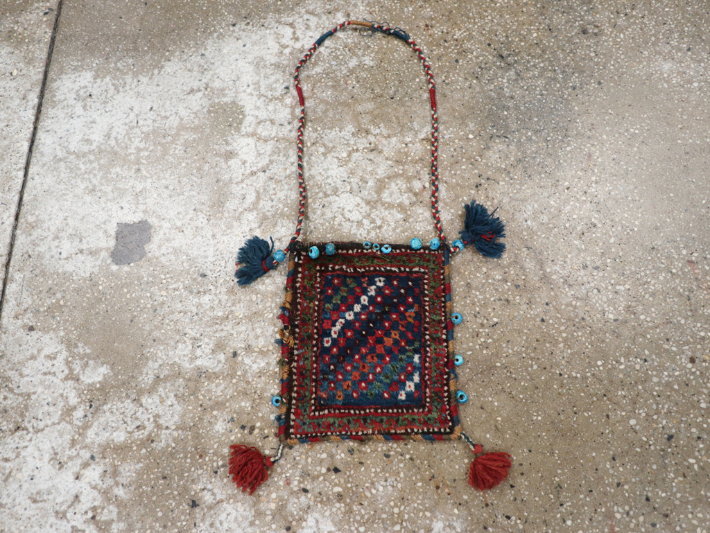 Vintage Persian Shiraz Bag, No.24015 - Gsblank