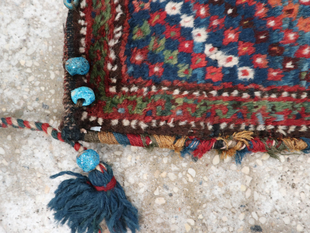 Vintage Persian Shiraz Bag, No.24015 - Gsblank