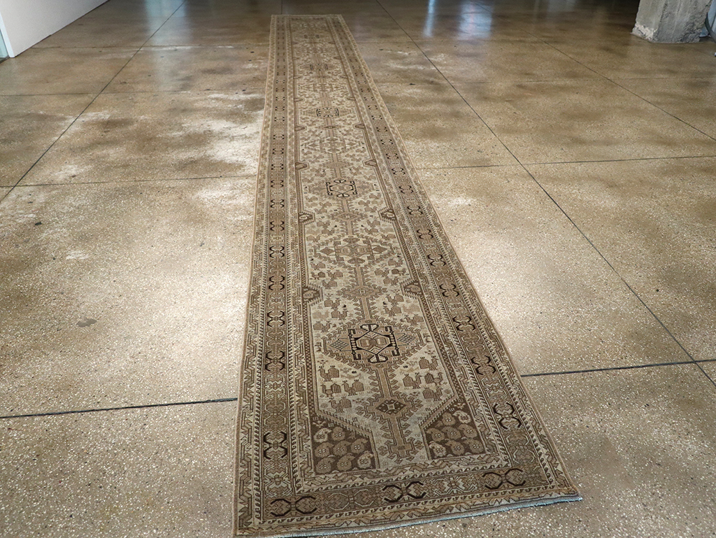 Antique Persian Shiraz Long Runner, No.24051 - Gsblank