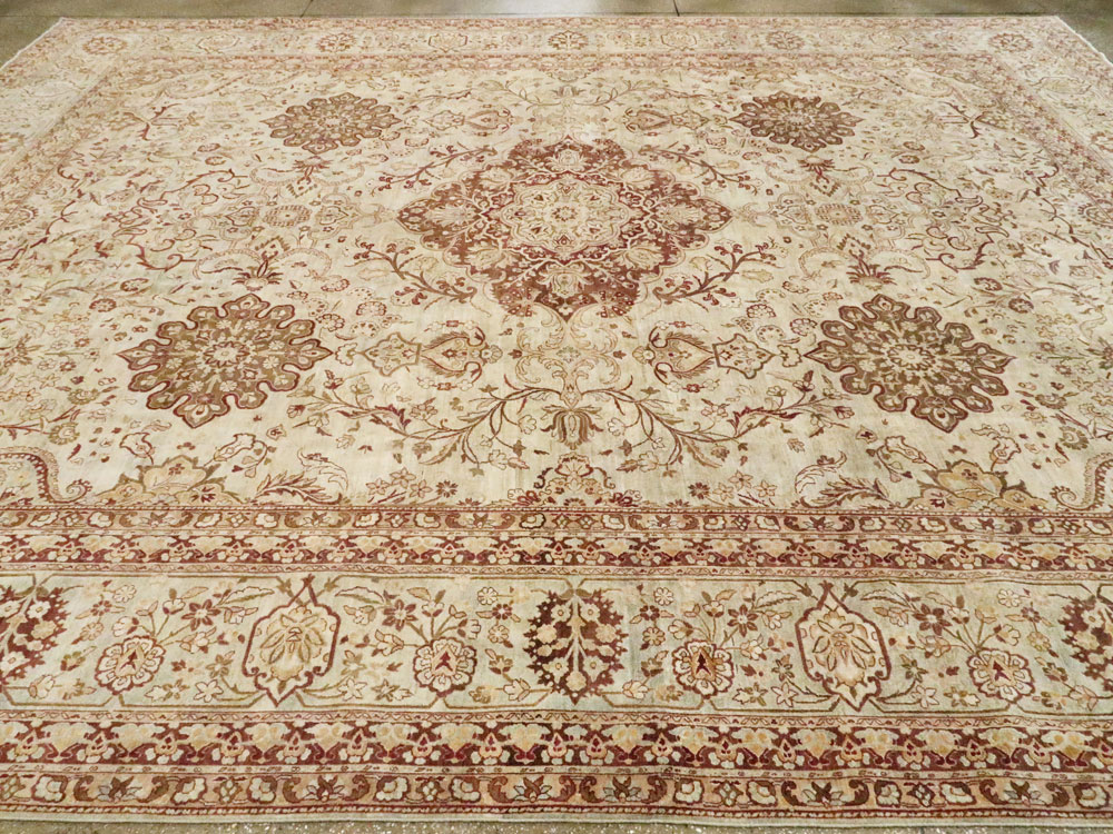 Antique Persian Lavar Kerman Carpet, No.24067 - Gsblank