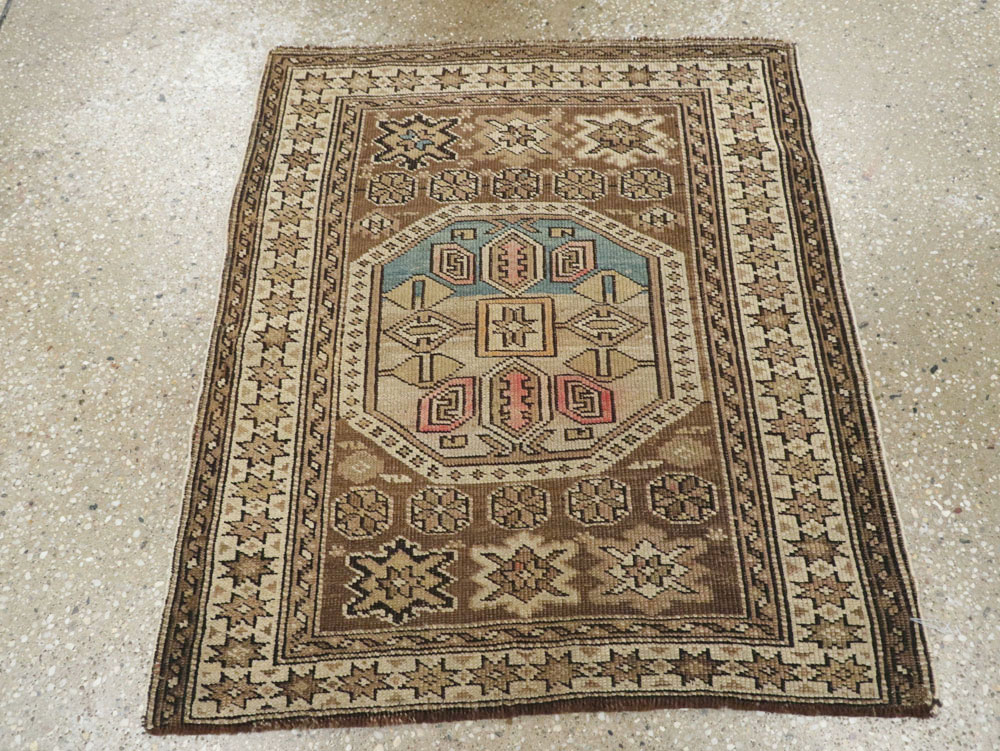 Antique Caucasian Shirvan Rug, No.24068 - Gsblank