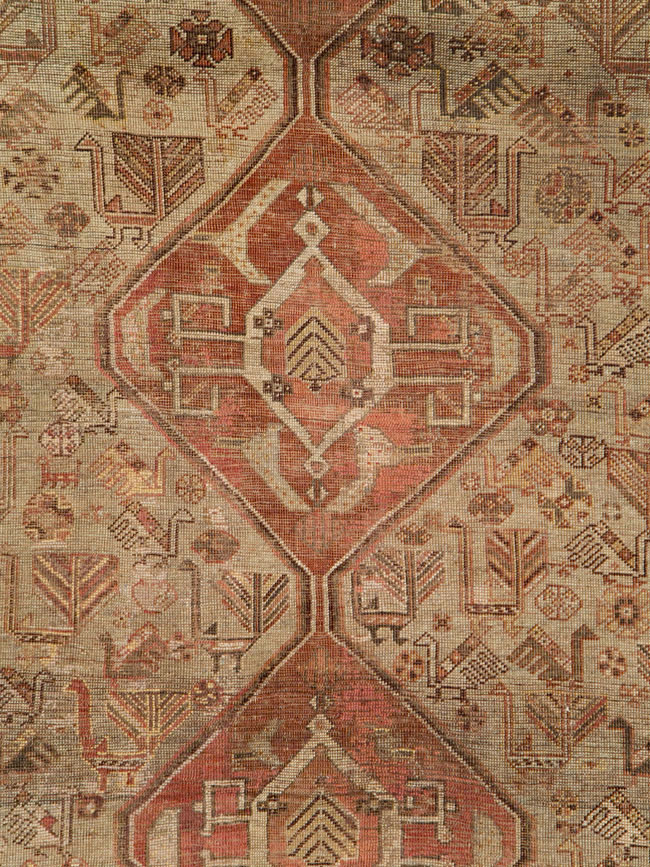Antique Persian Shiraz Accent Rug, No.24072 - Gsblank