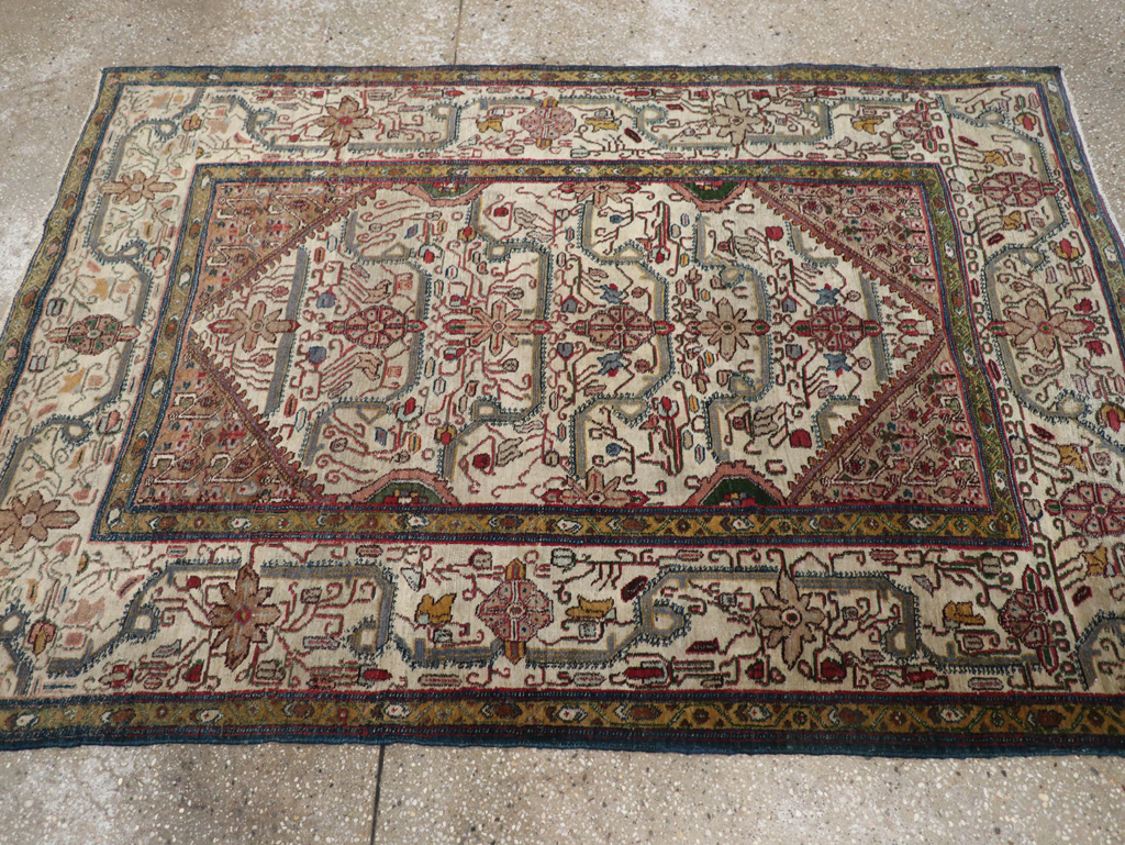 Antique Indian Agra Rug, No.24099 - Gsblank