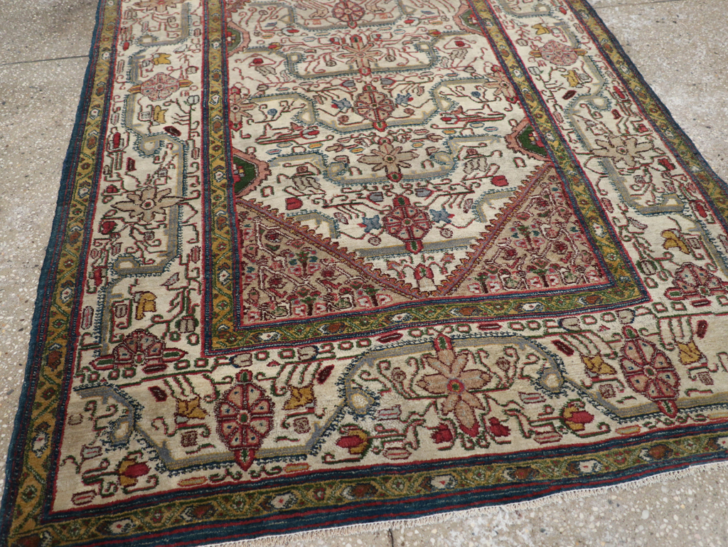 Antique Indian Agra Rug, No.24099 - Gsblank