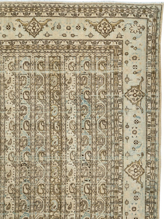 Vintage Persian Quom Room Size Carpet, No.24103 - Gsblank