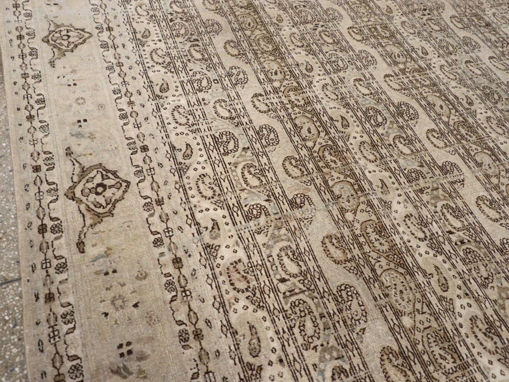 Vintage Persian Quom Room Size Carpet, No.24103 - Gsblank