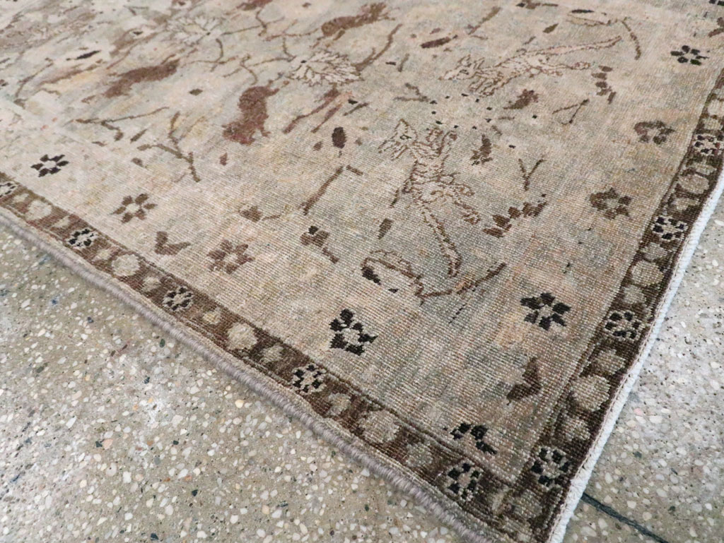 Vintage Persian Sarouk Rug, No.24108 - Gsblank