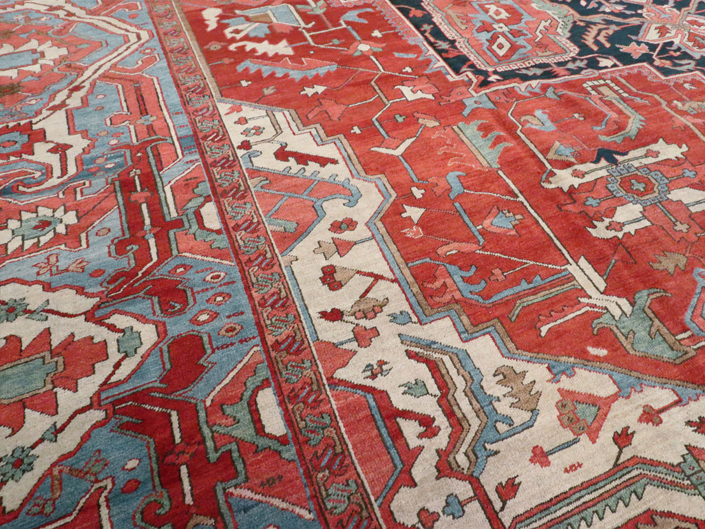 Antique Persian Heriz Carpet, No.24109 - Gsblank
