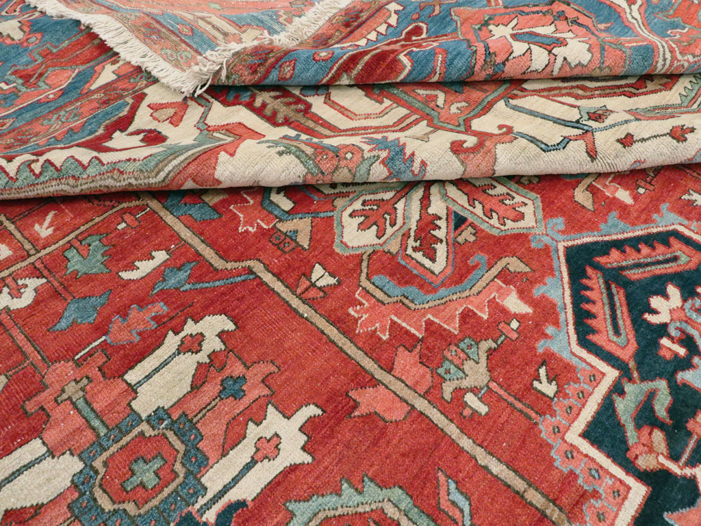 Antique Persian Heriz Carpet, No.24109 - Gsblank