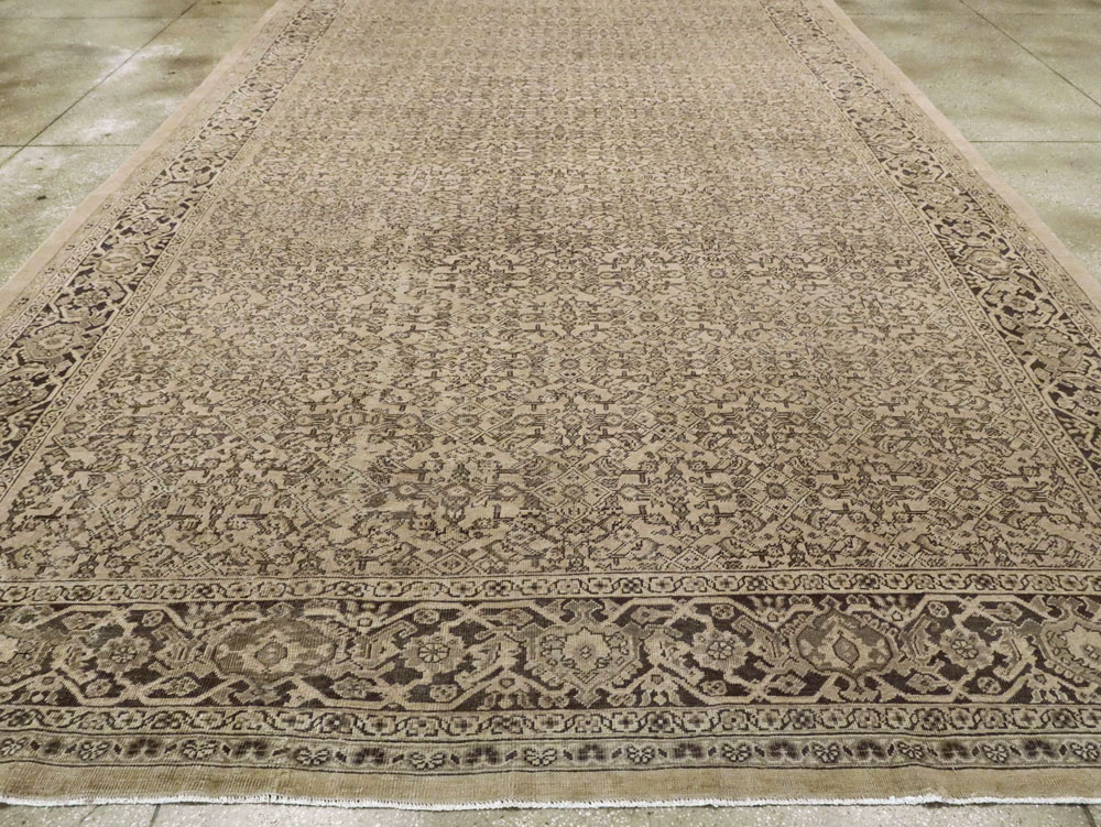 Antique Persian Mahal Carpet, No.24118 - Gsblank