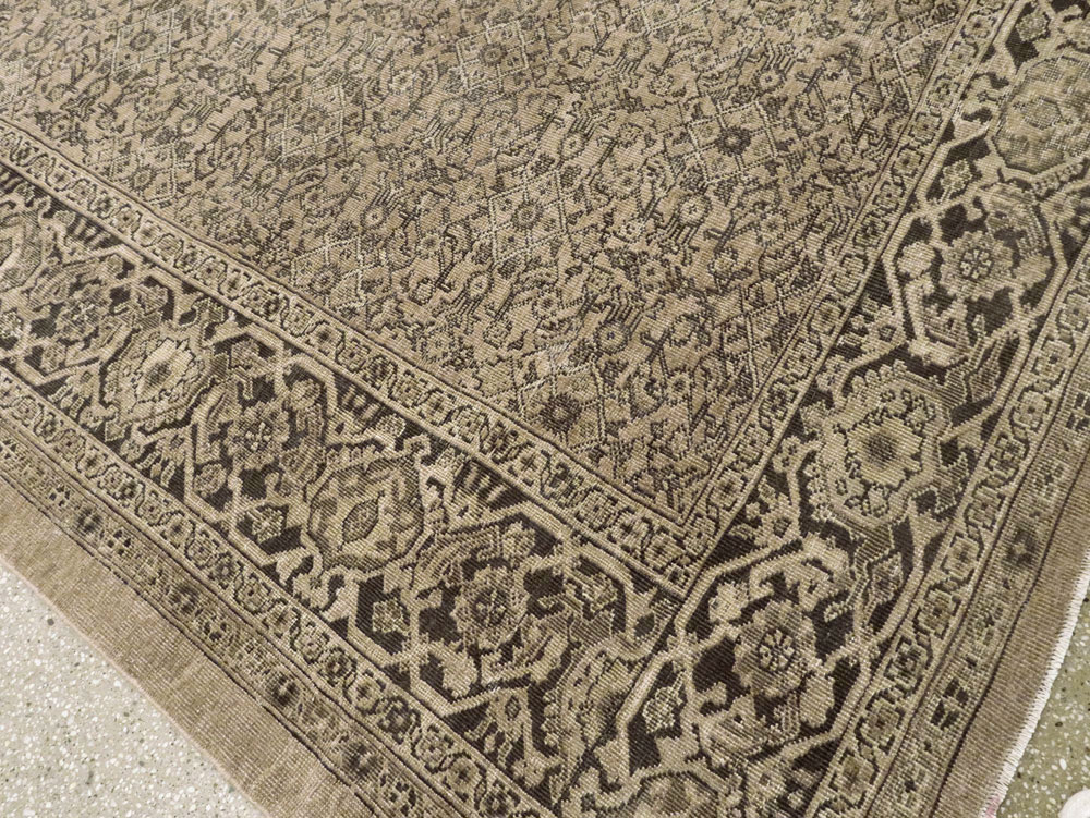 Antique Persian Mahal Carpet, No.24118 - Gsblank