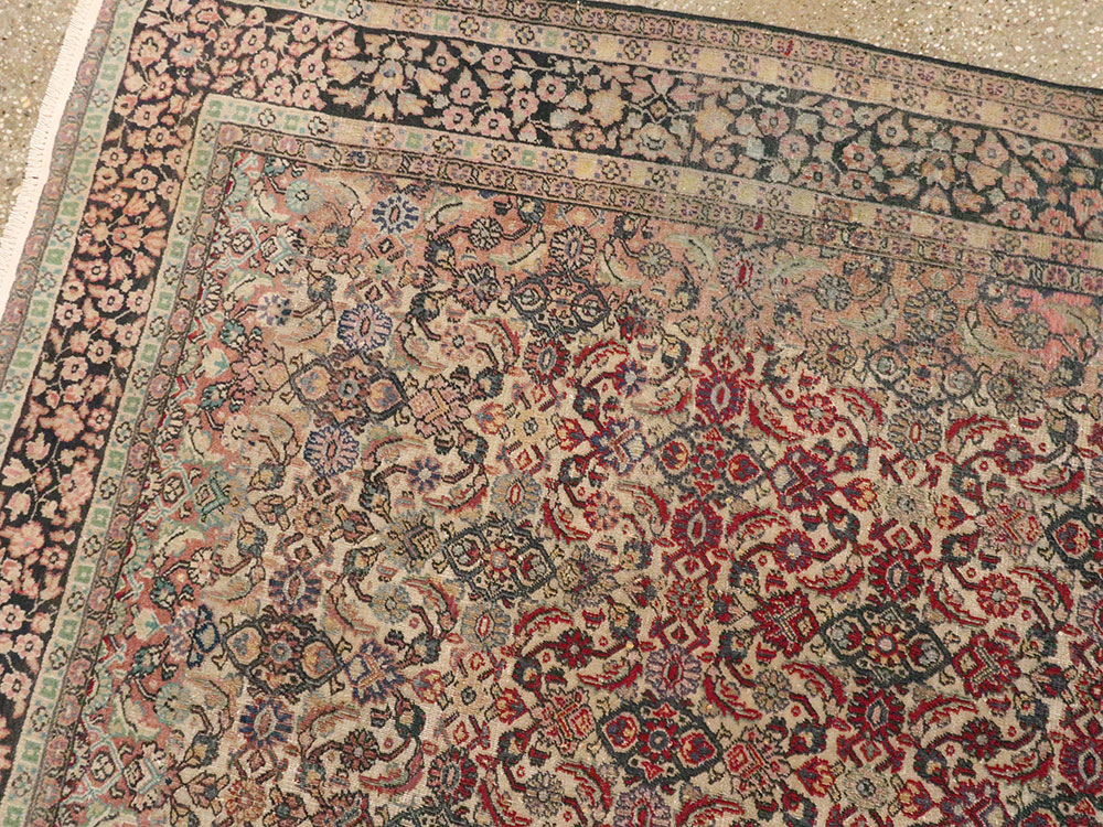 Antique Indian Lahore Carpet, No.24132 - Gsblank