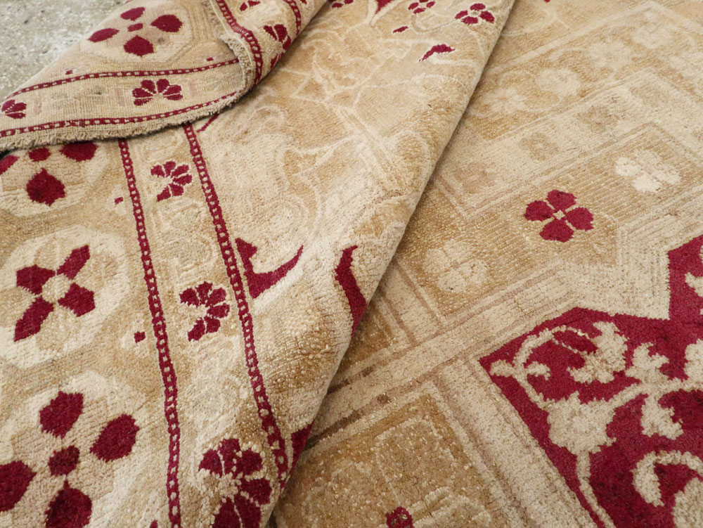 Vintage Indian Agra Carpet, No.24135 - Gsblank