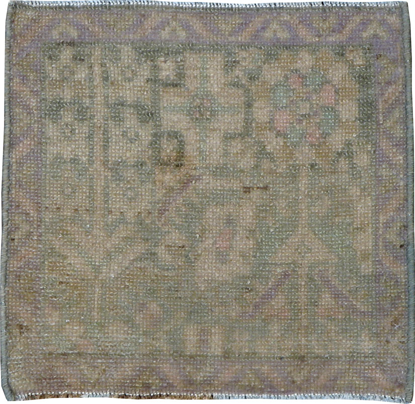 Vintage Persian Malayer Square Rug, No.24201 - Gsblank