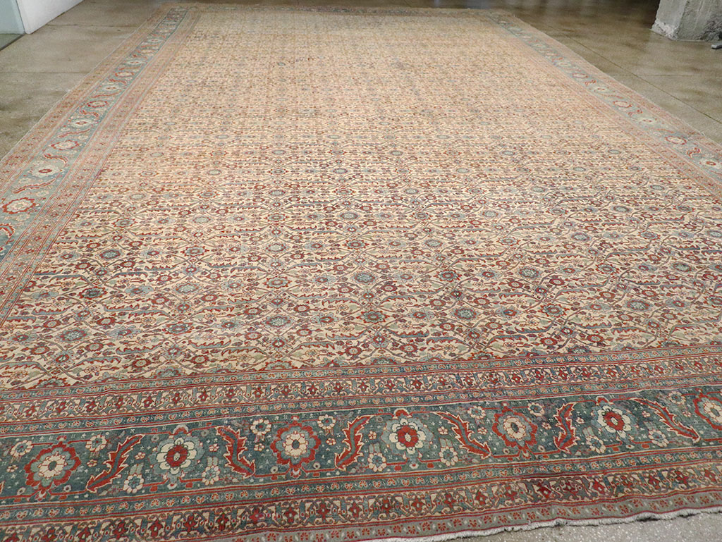Antique Persian Senneh Tabriz Oversize Carpet, No.24205 - Gsblank