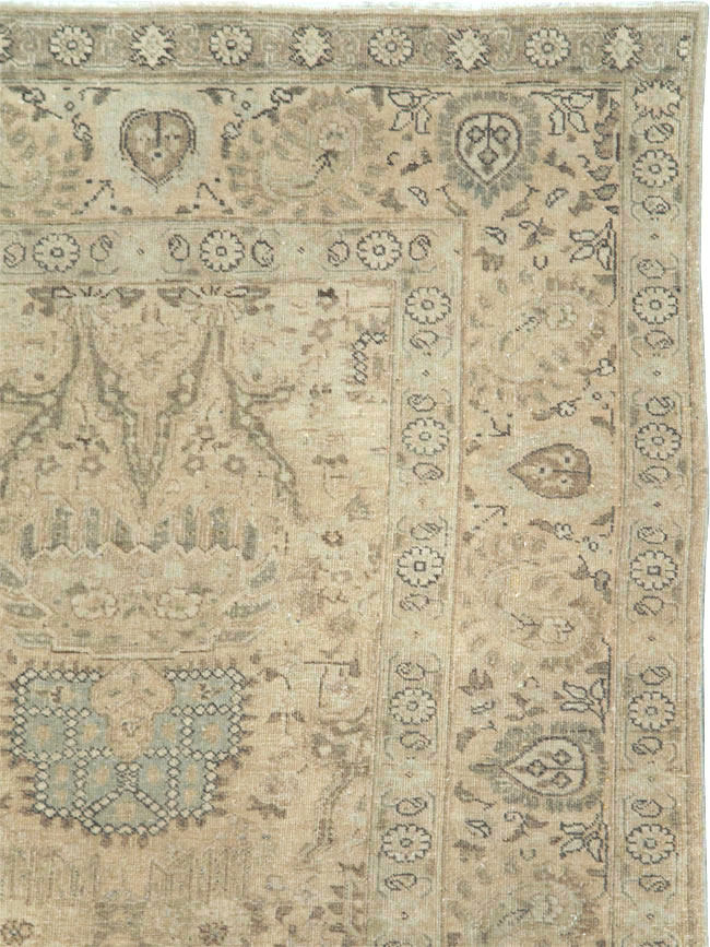 Vintage Persian Tabriz Accent Carpet, No.24210 - Gsblank
