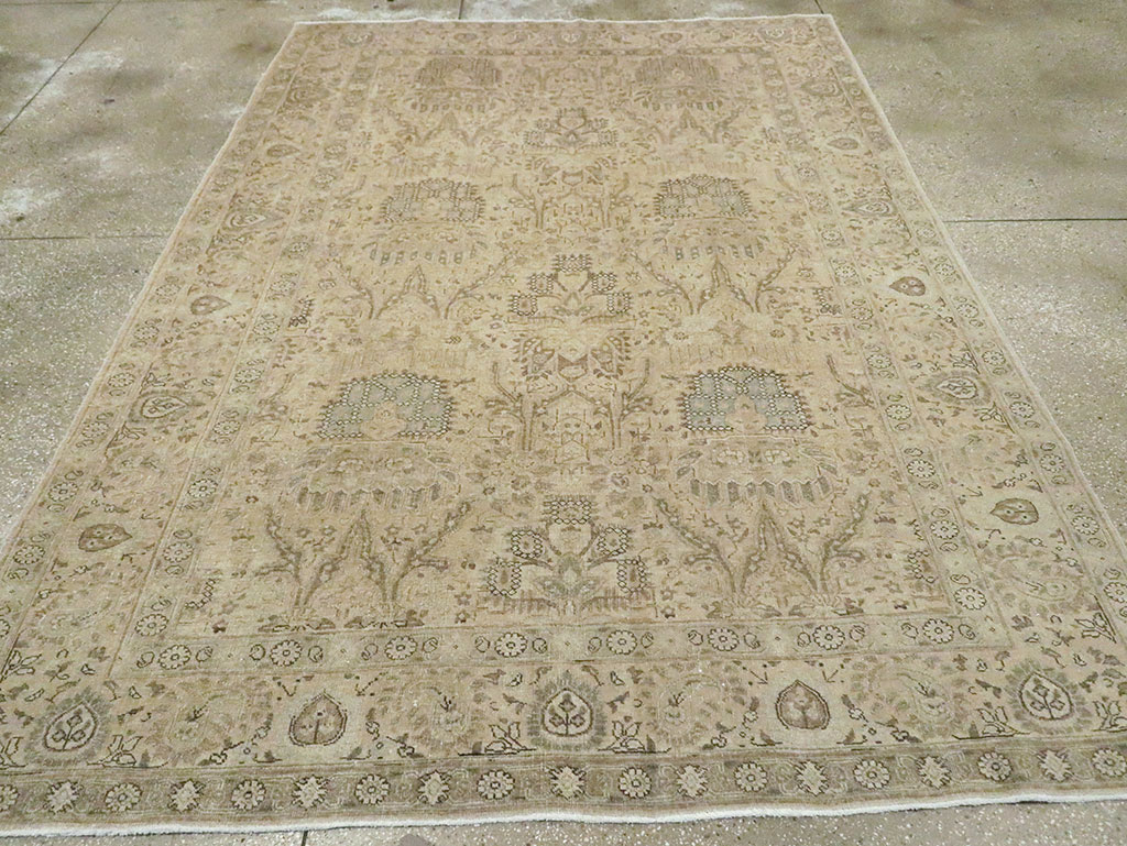 Vintage Persian Tabriz Accent Carpet, No.24210 - Gsblank