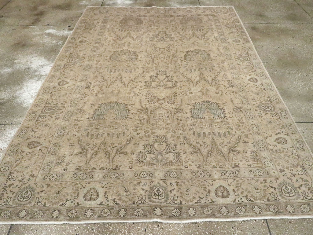 Vintage Persian Tabriz Accent Carpet, No.24210 - Gsblank