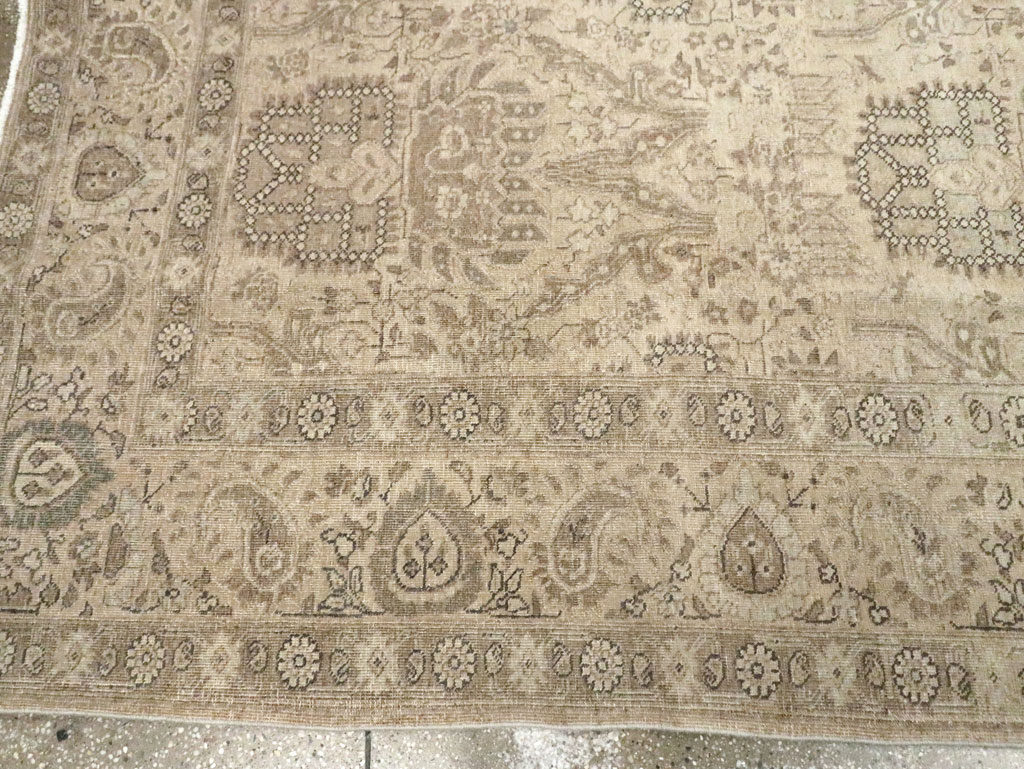 Vintage Persian Tabriz Accent Carpet, No.24210 - Gsblank