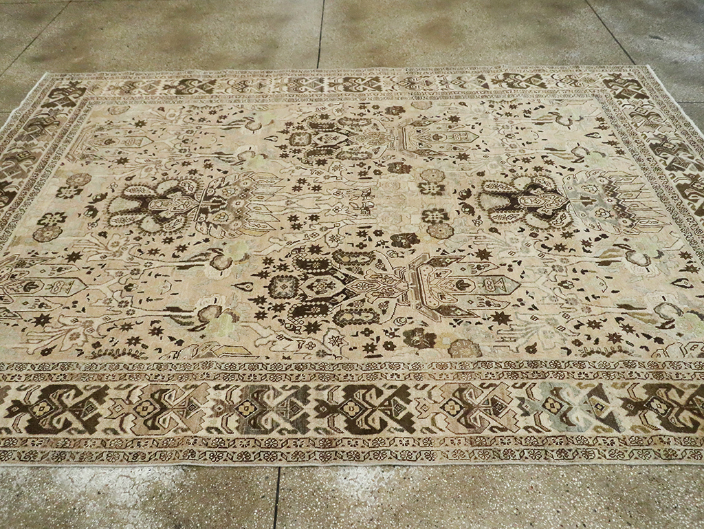 Antique Persian Tabriz Carpet, No.24216 - Gsblank