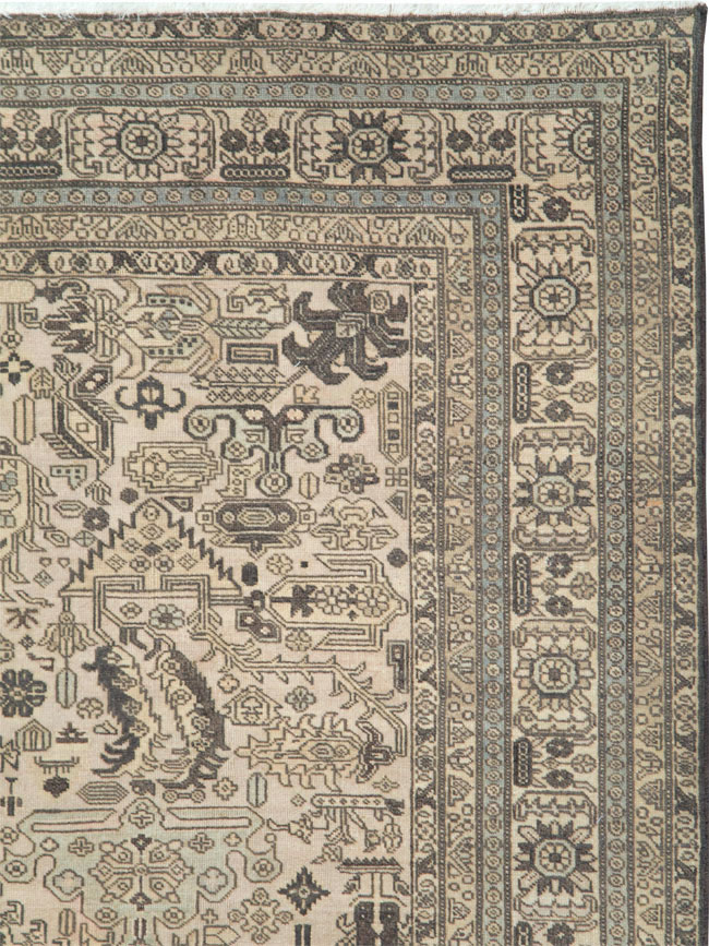Vintage Persian Tabriz Accent Carpet, No.24219 - Gsblank