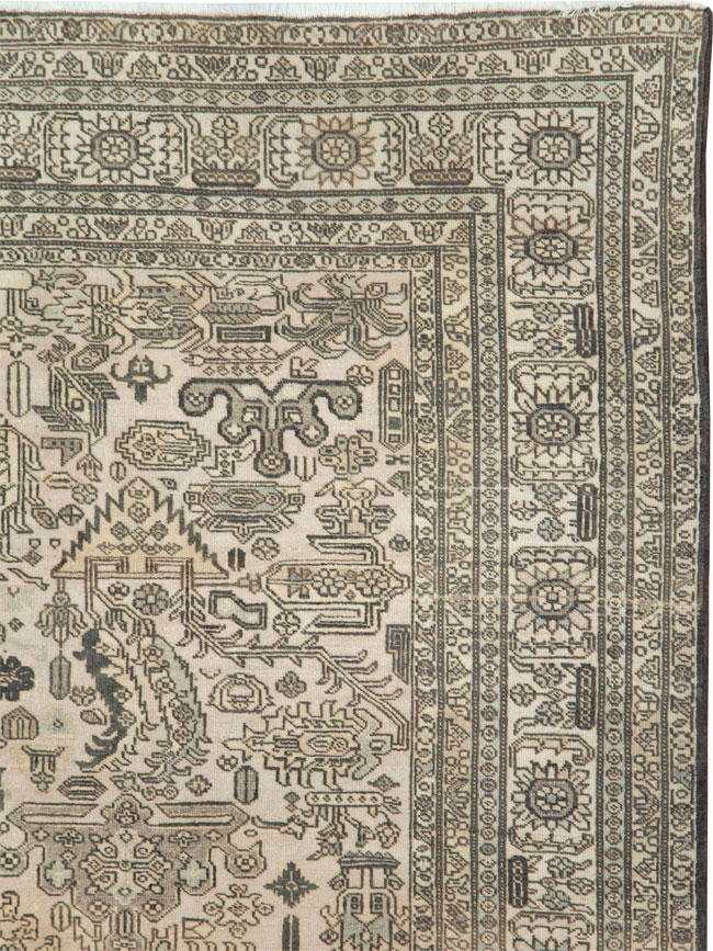 Vintage Persian Tabriz Accent Carpet, No.24219 - Gsblank