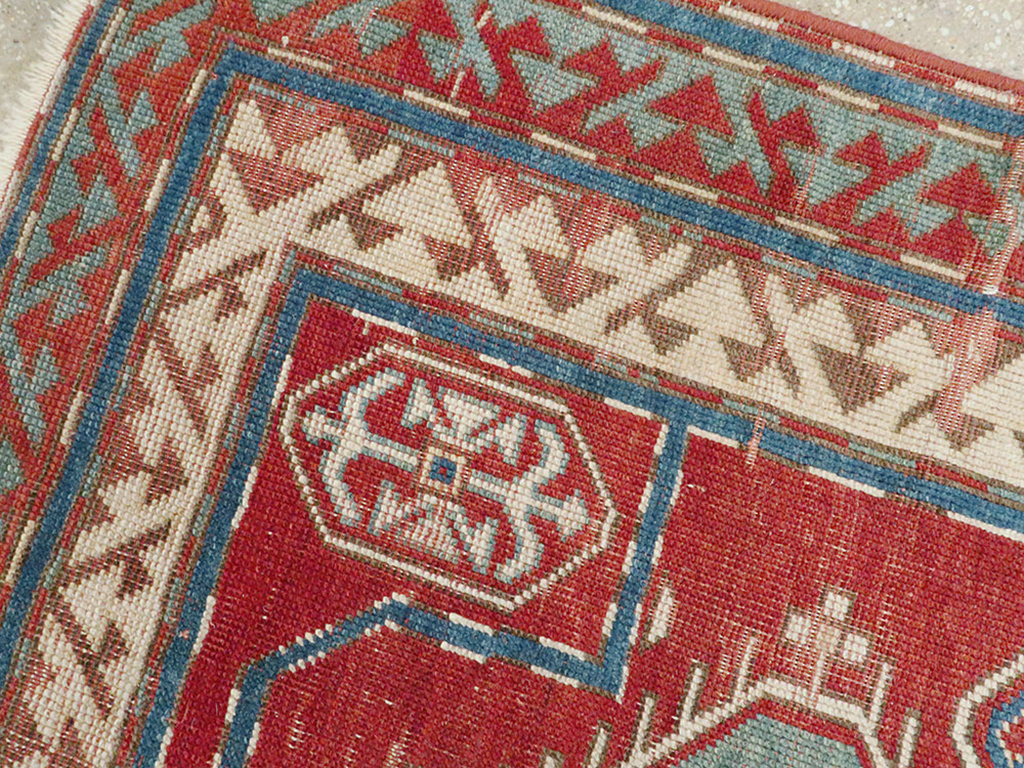 Antique Caucasian Kazak Rug, No.24221 - Gsblank