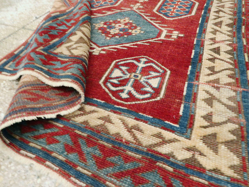 Antique Caucasian Kazak Rug, No.24221 - Gsblank