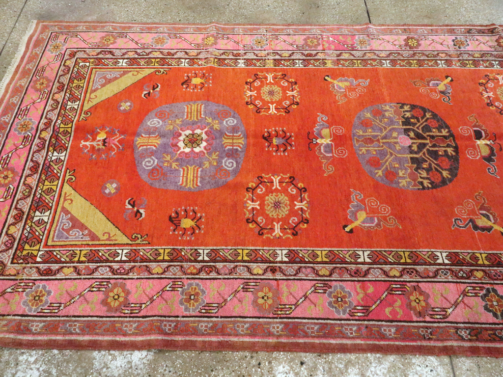 Antique East Turkestan Khotan Gallery Carpet, No.24237 - Gsblank