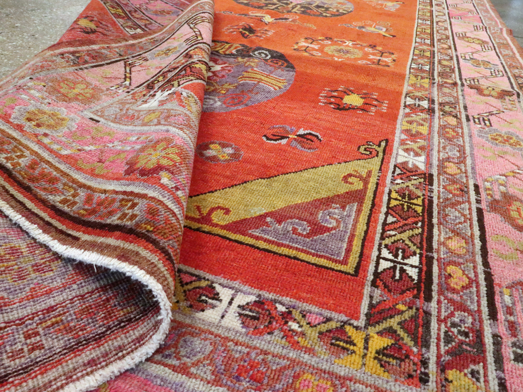 Antique East Turkestan Khotan Gallery Carpet, No.24237 - Gsblank