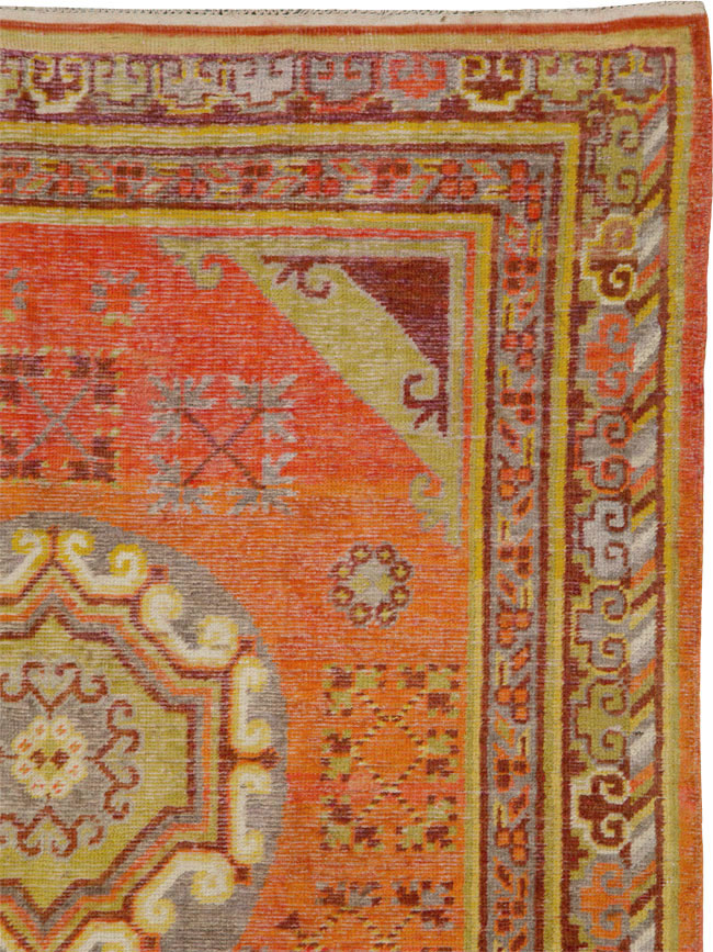 Vintage East Turkestan Khotan Carpet, No.24238 - Gsblank