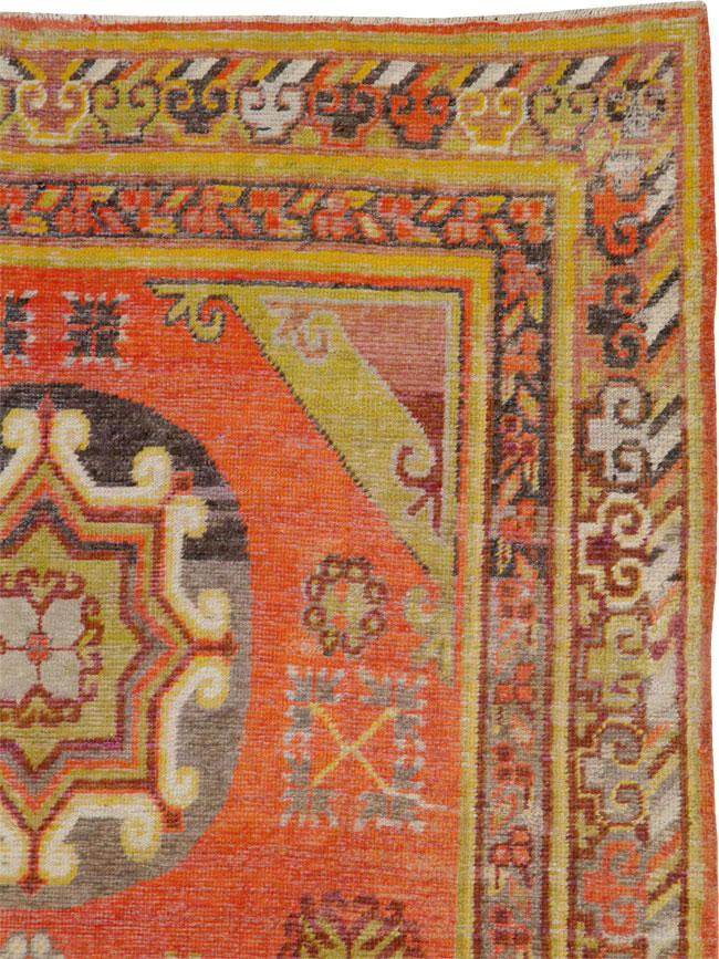 Vintage East Turkestan Khotan Carpet, No.24238 - Gsblank