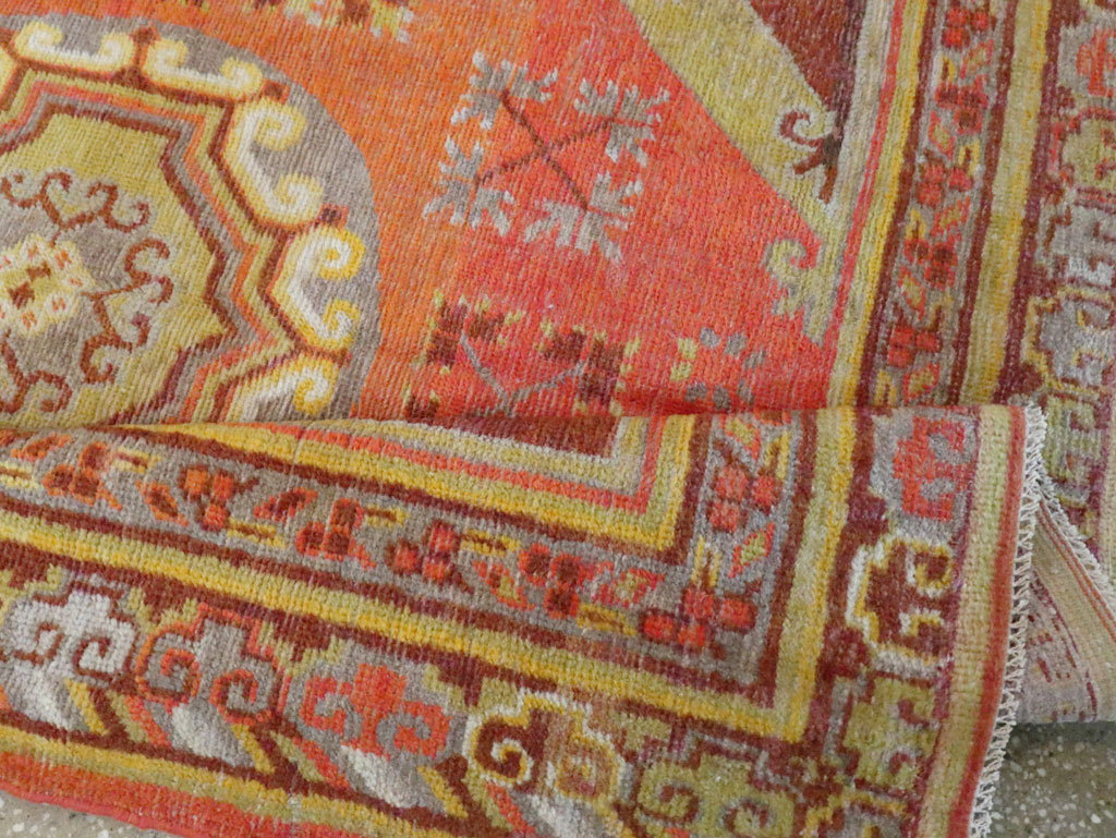 Vintage East Turkestan Khotan Carpet, No.24238 - Gsblank