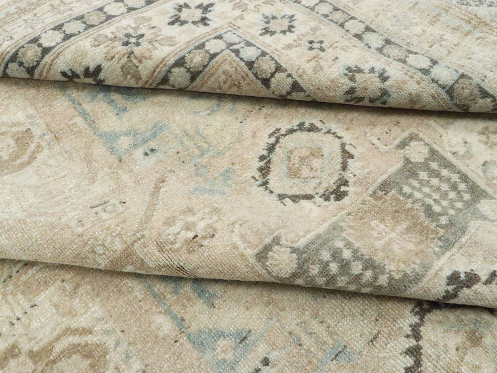 Antique Persian Malayer Carpet, No.24240 - Gsblank