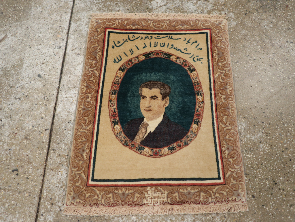 Vintage Persian Tabriz Pictorial Rug, No.24246 - Gsblank