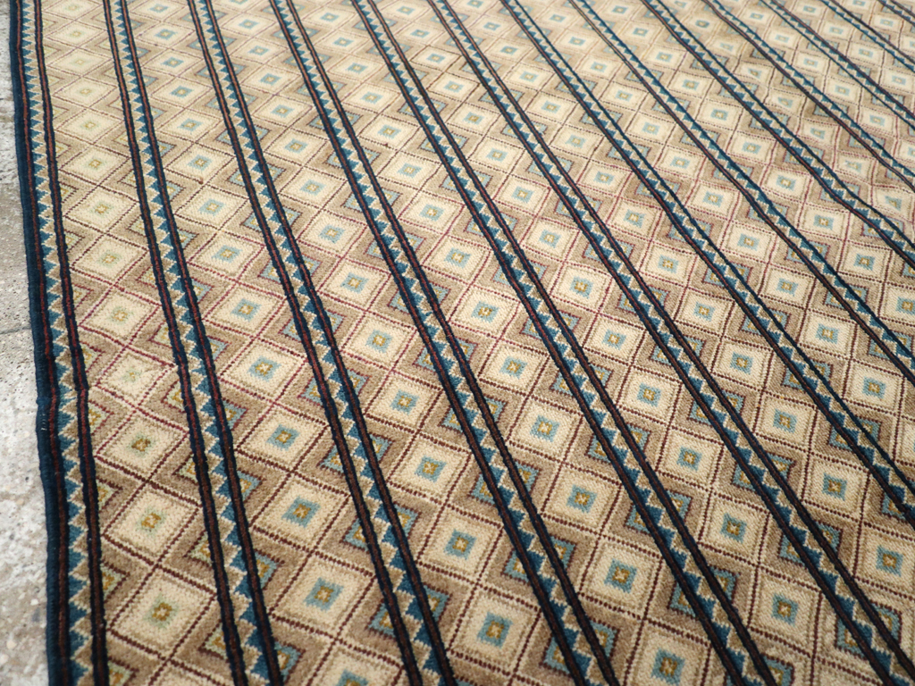 Vintage Persian Kashan Art Deco Carpet, No.24254 - Gsblank