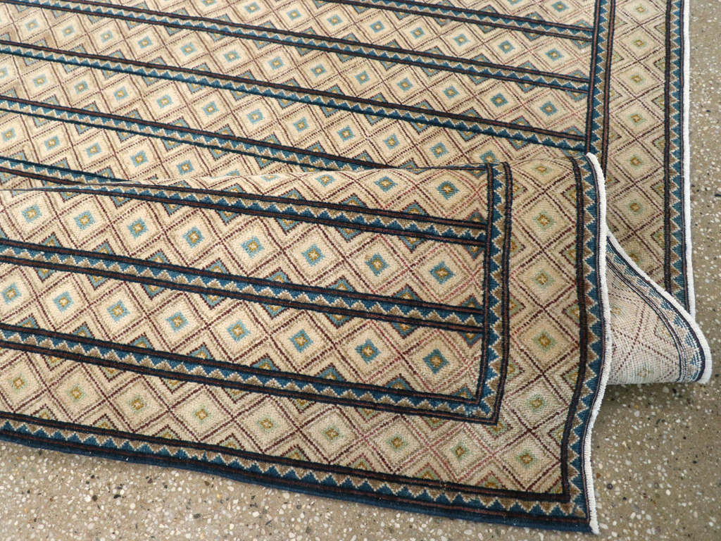 Vintage Persian Kashan Art Deco Carpet, No.24254 - Gsblank