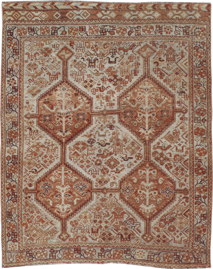 Antique Persian Shiraz Rug, No.24273 - Gsblank