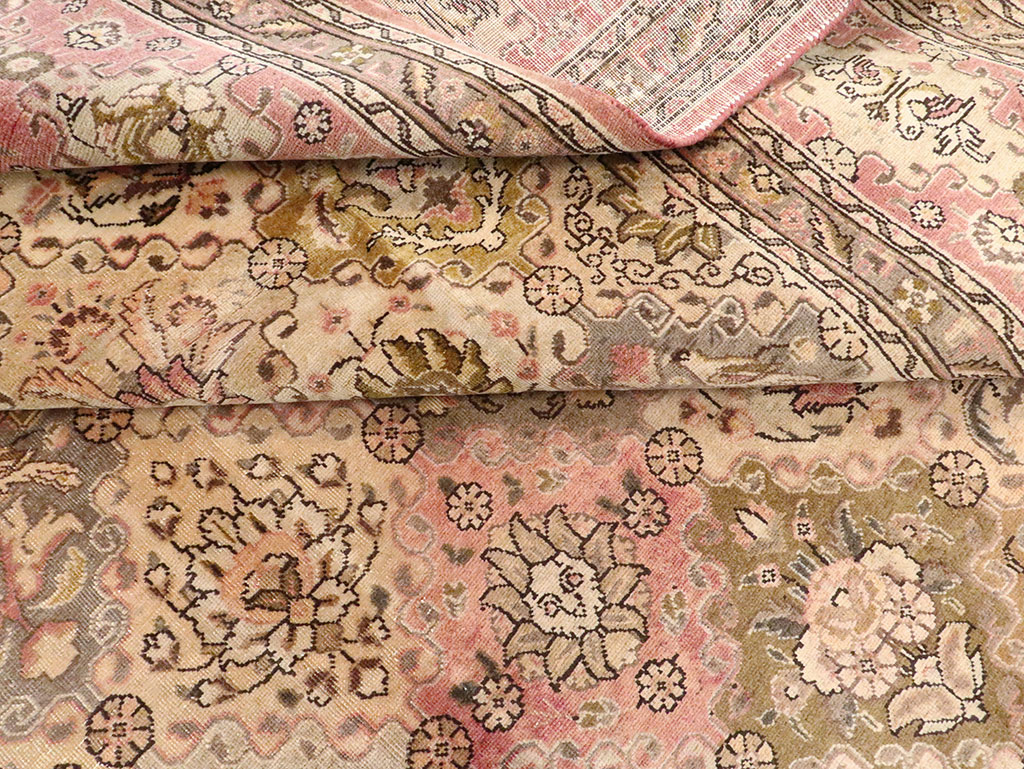 Vintage Persian Tabriz Carpet, No.24321 - Gsblank