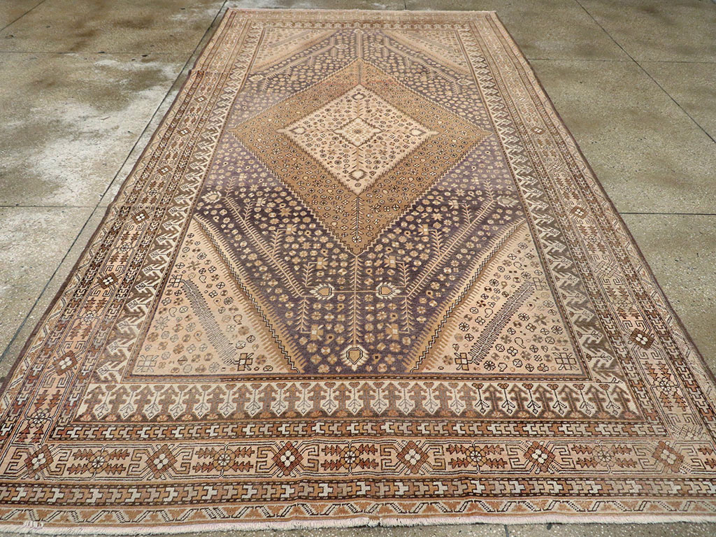 Antique East Turkestan Khotan Gallery Carpet, No.24337 - Gsblank