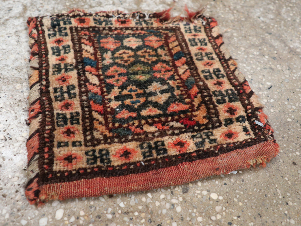 Vintage Persian Shiraz Bag, No.24343 - Gsblank