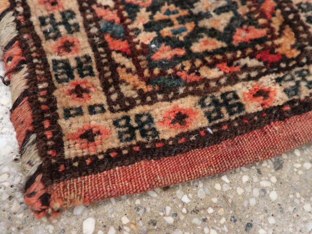 Vintage Persian Shiraz Bag, No.24343 - Gsblank