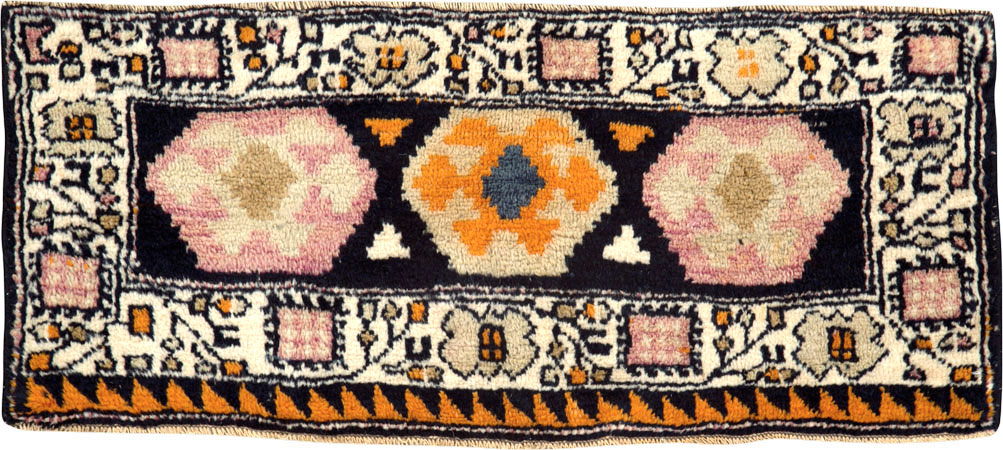 Vintage Persian Northwest Rug (Pair: 2 of 2), No.24346 - Gsblank